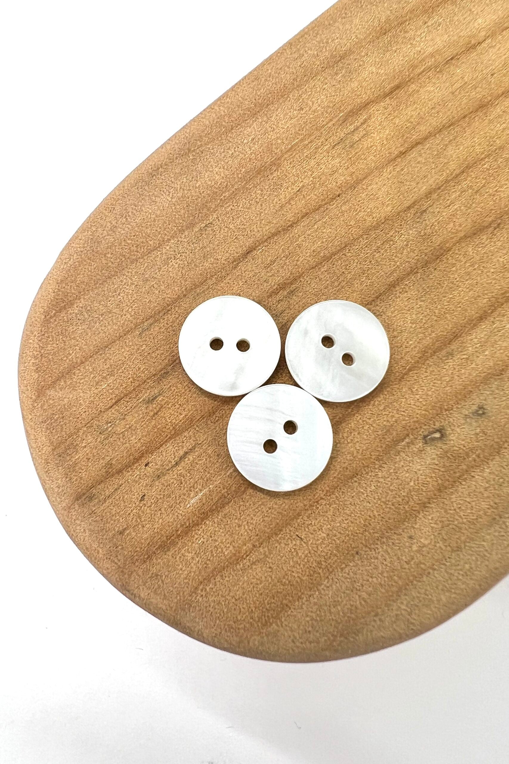 Mother of Pearl Button | 15mm