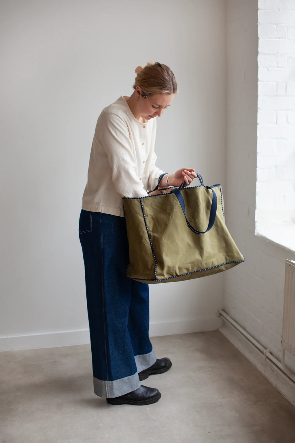 Away Tote