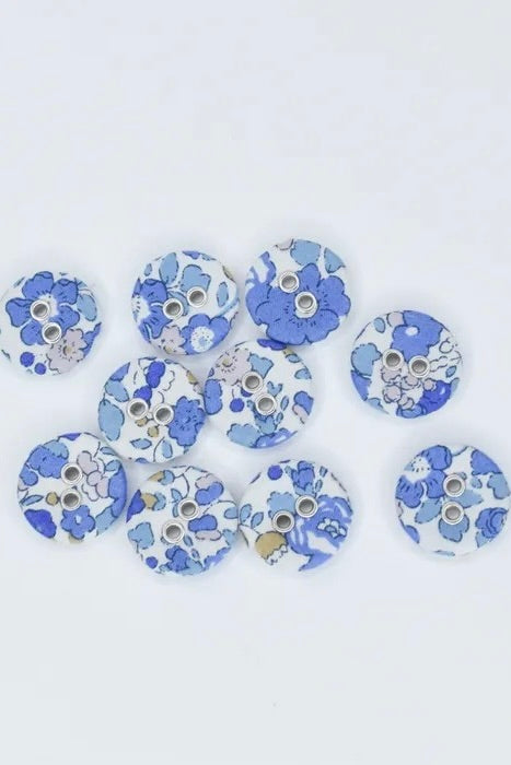 Liberty Betsy Ann G Button | 16mm