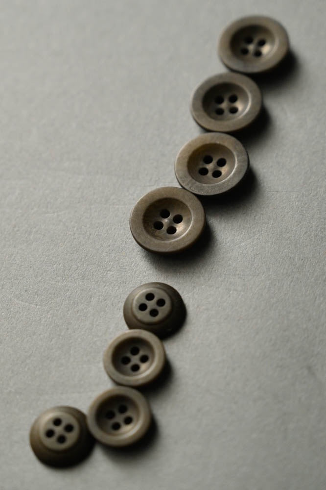 Khaki Corozo Button | 22mm
