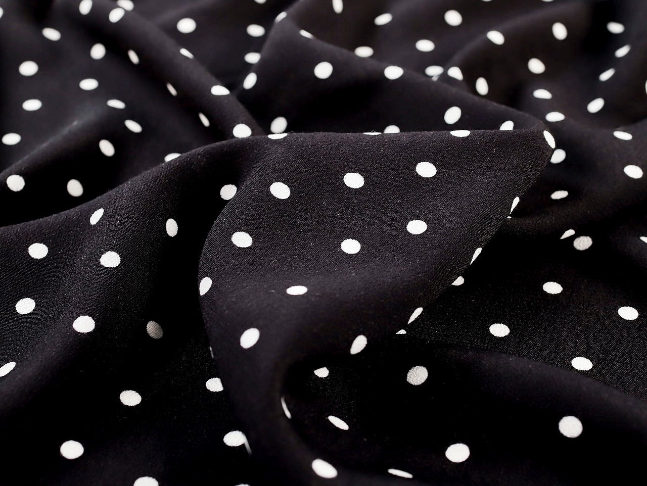 Vivian Black Viscose Crepe