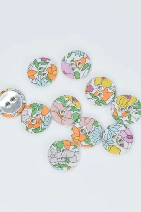 Liberty Poppy Forest A Button | 16mm