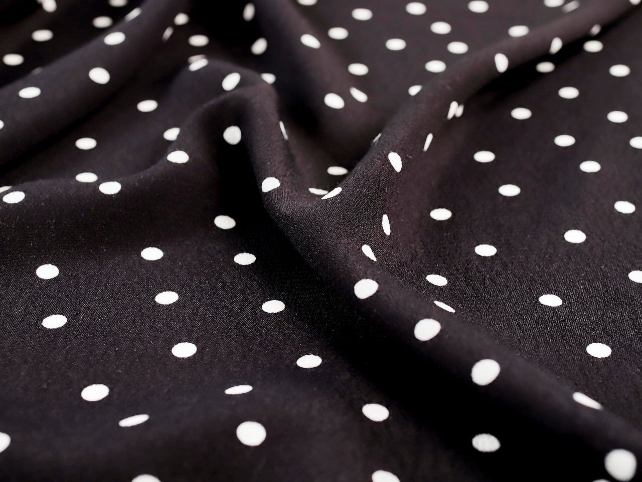 Vivian Black Viscose Crepe