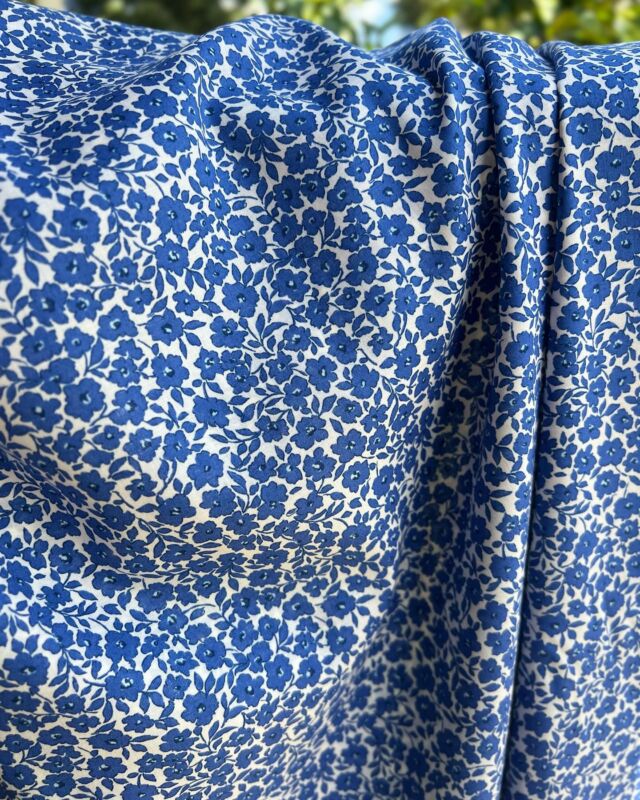Sweet and summery: ditsy green and blue cotton viscose lawn. 

Just arrived. I nearly melted outside taking photos today! This lawn would be lovely to wear on hot days 🌞